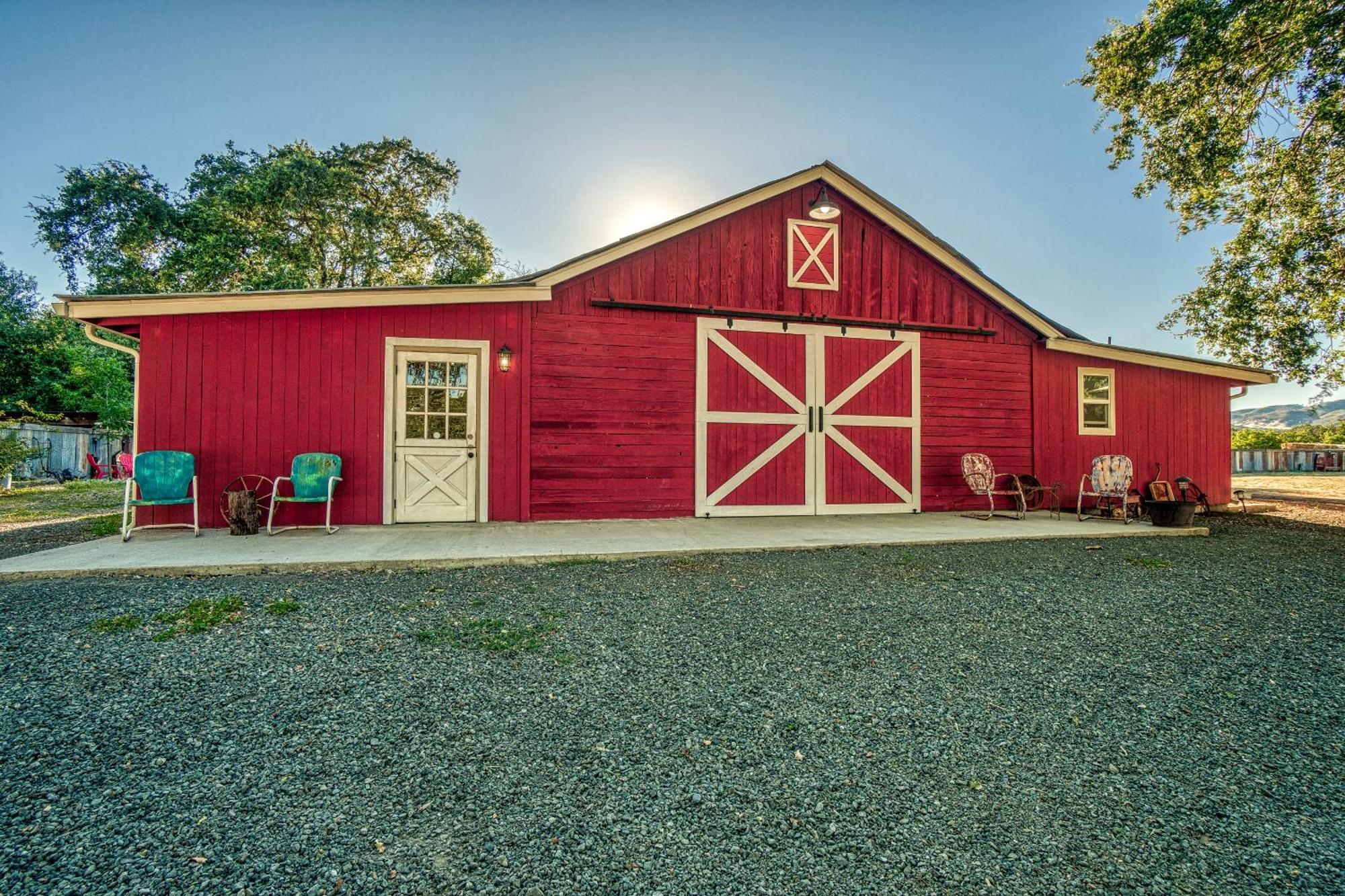Soul Whispering Ranch Retreat Villa Upper Lake Exterior photo