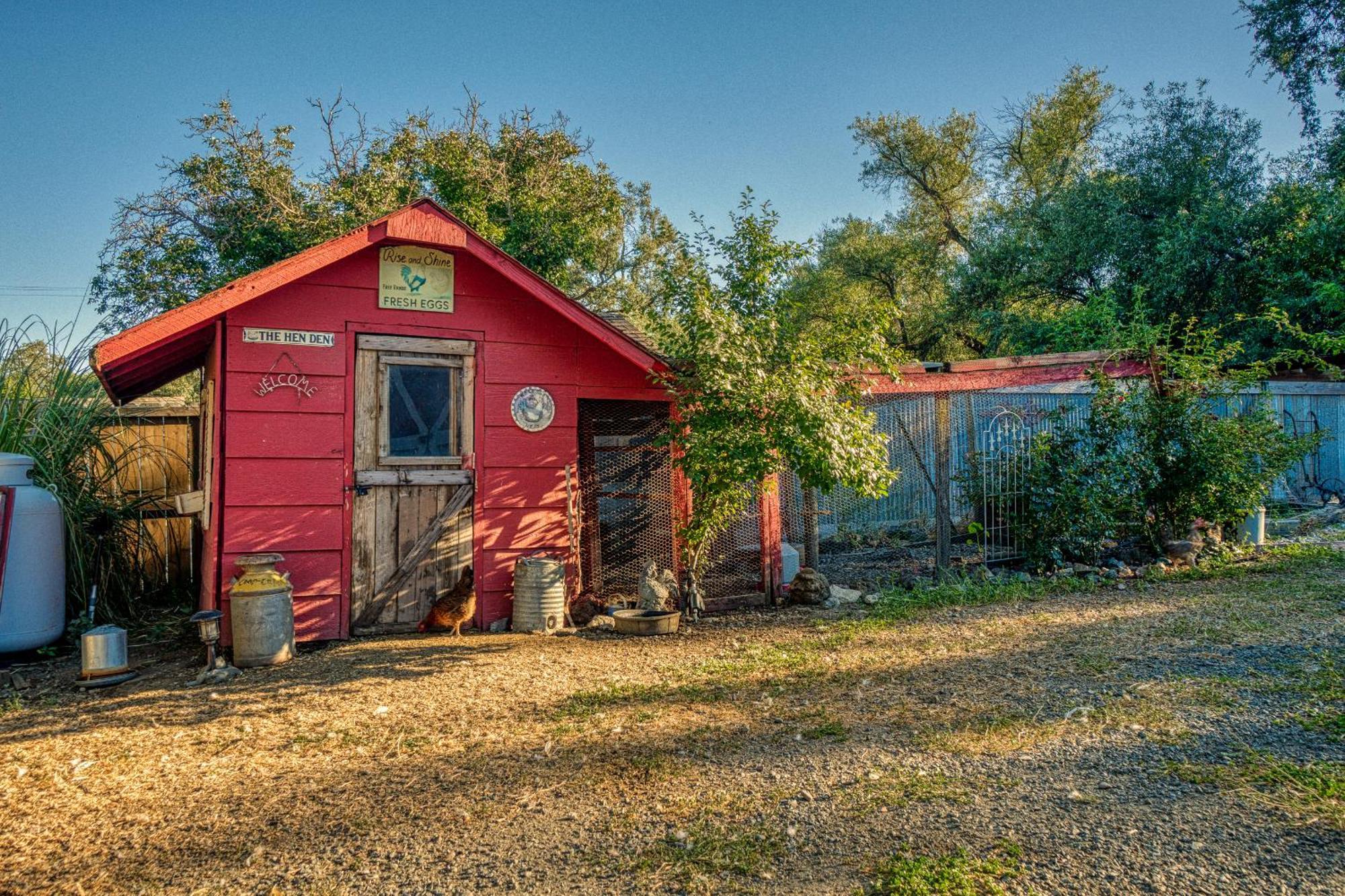 Soul Whispering Ranch Retreat Villa Upper Lake Exterior photo